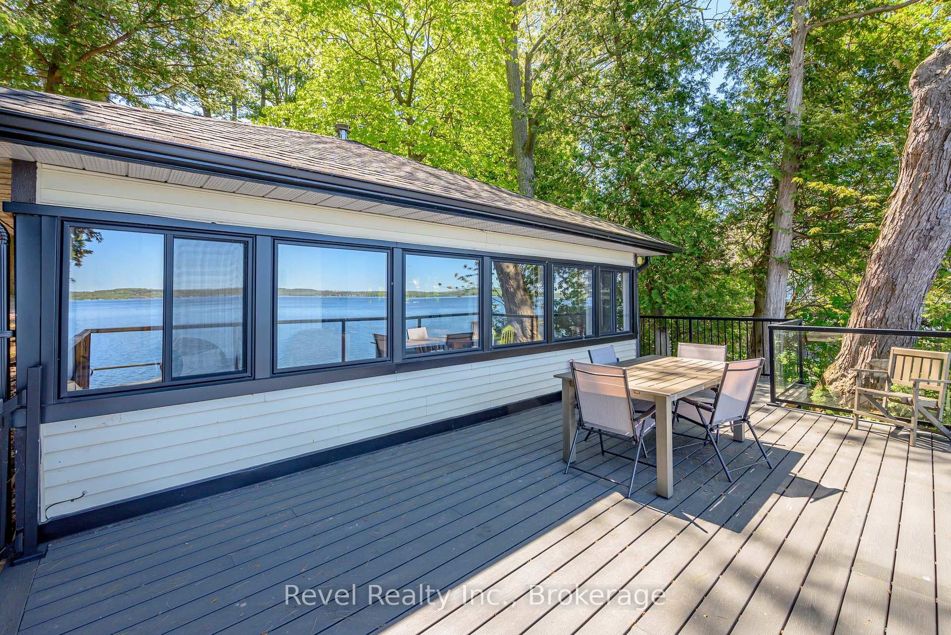 8004 Taits Beach Road photo 27