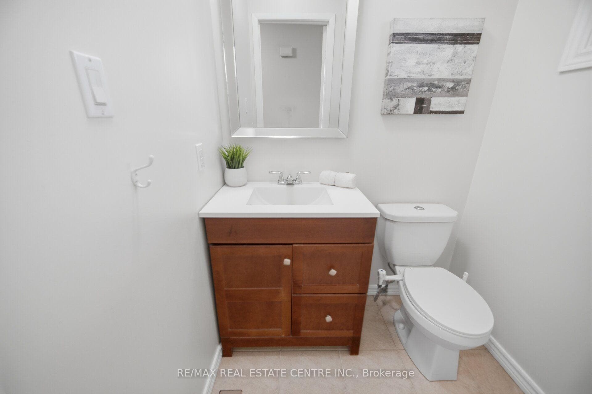 706 Carrying Place photo 21
