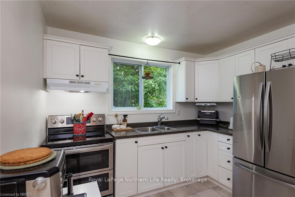 312 MOUNTAINVIEW Drive photo 15
