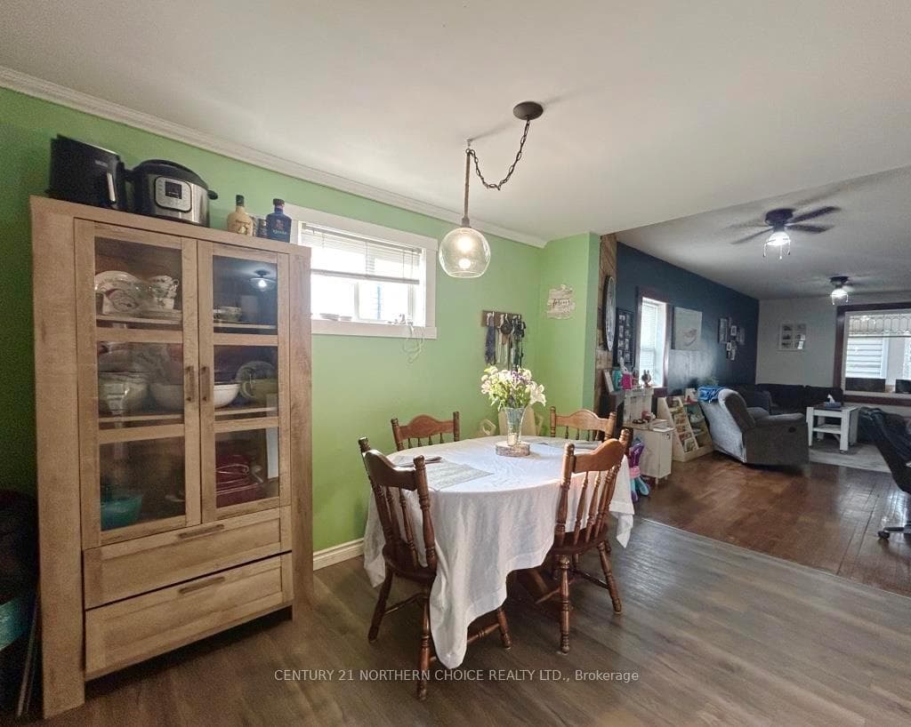 235 Third Street East photo 7