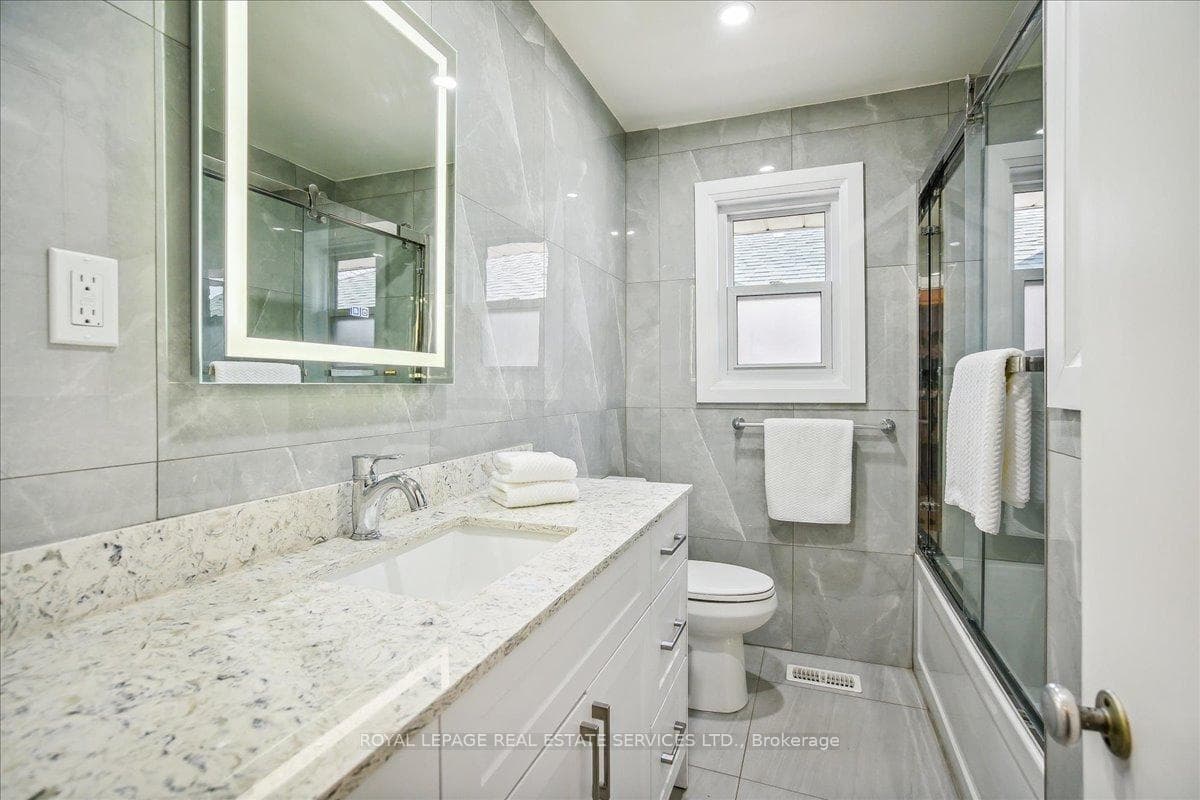 14 Charlemont Crescent photo 15