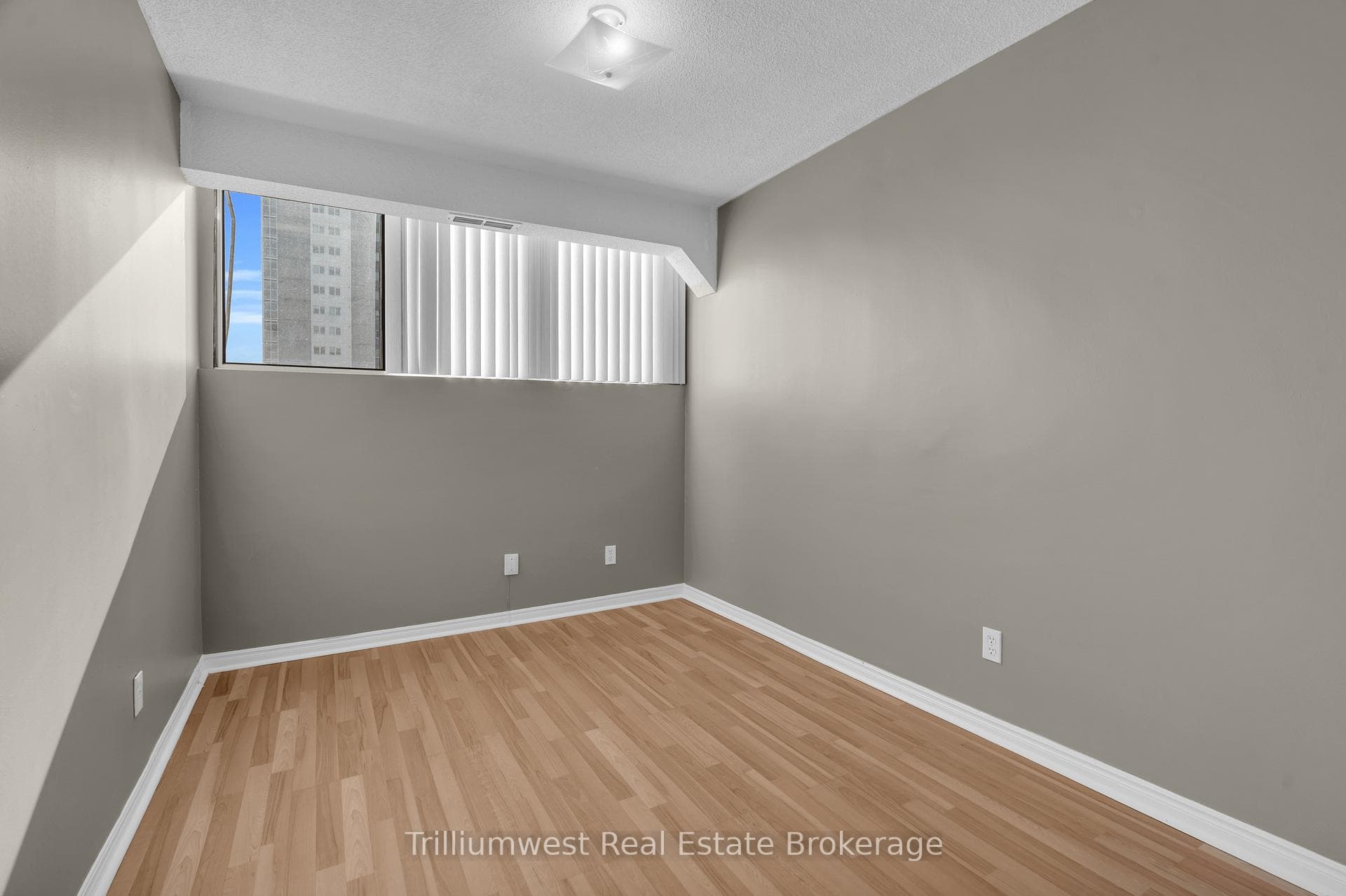 375 King Street Unit 1003 photo 19