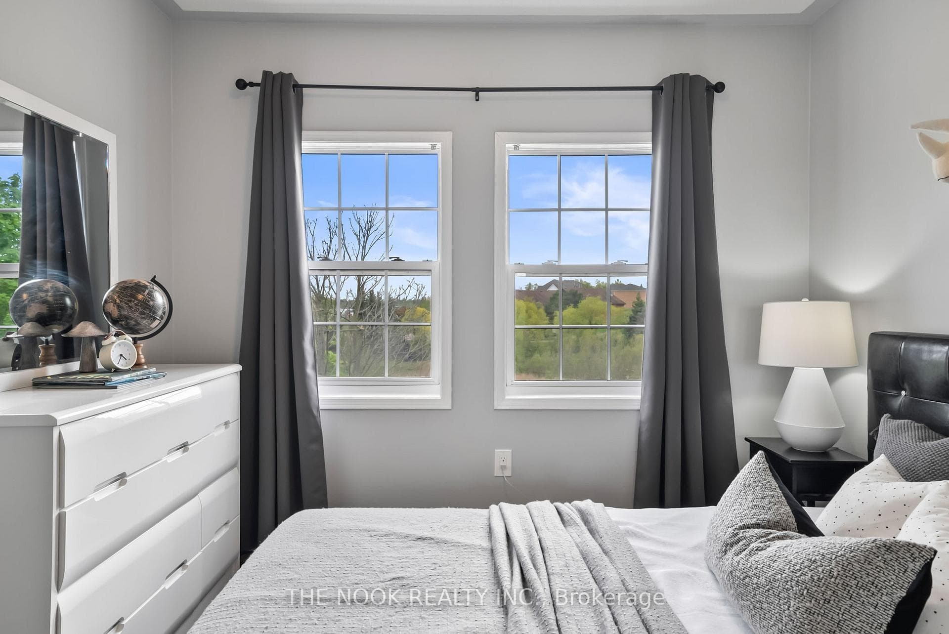 2nd Bedroom