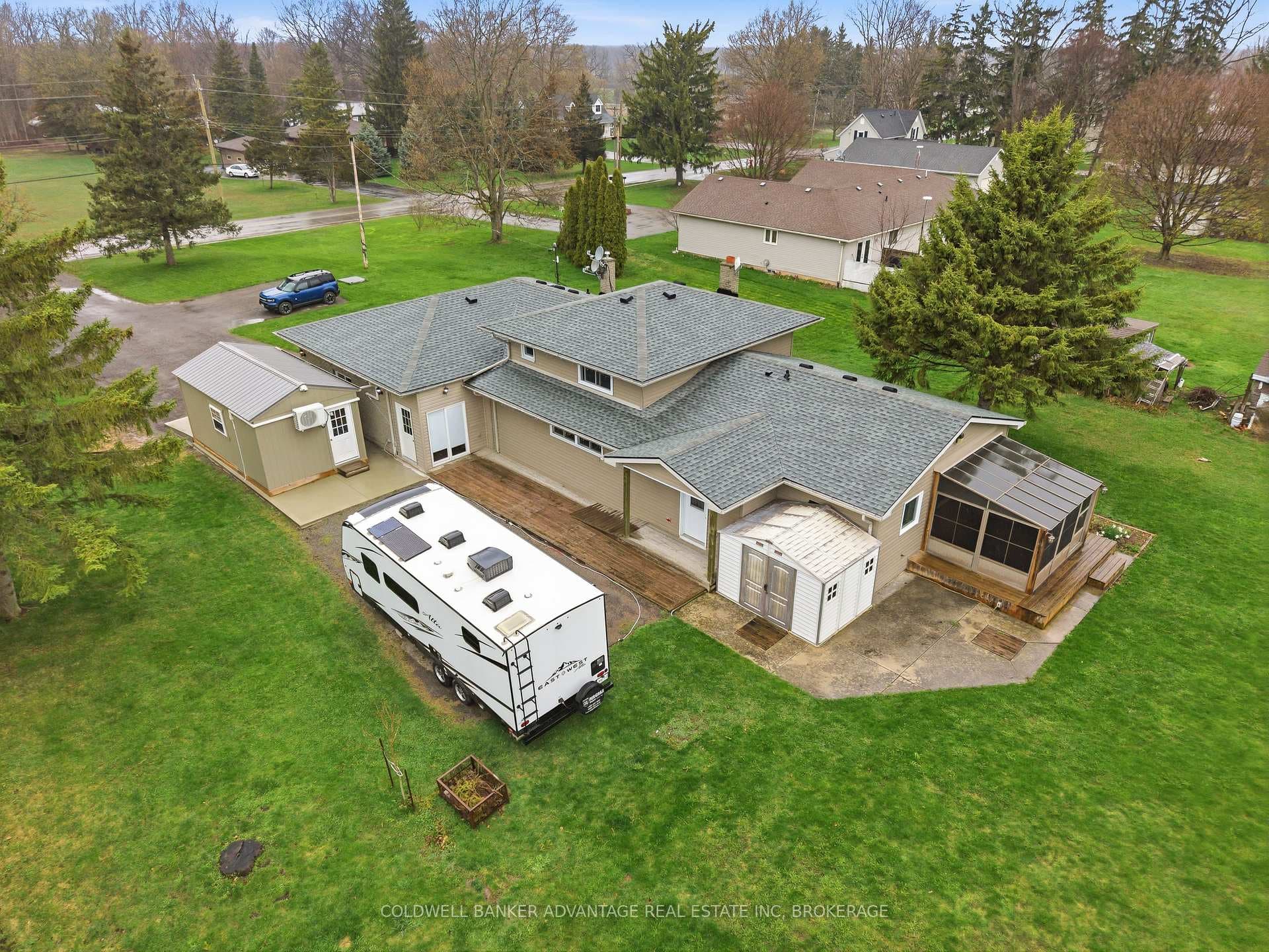 2859 Chippawa Road photo 38