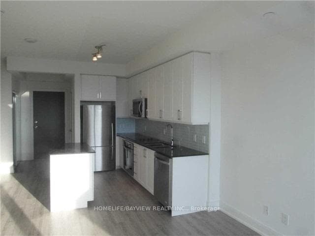 9600 yonge Street Unit 1103 photo 5