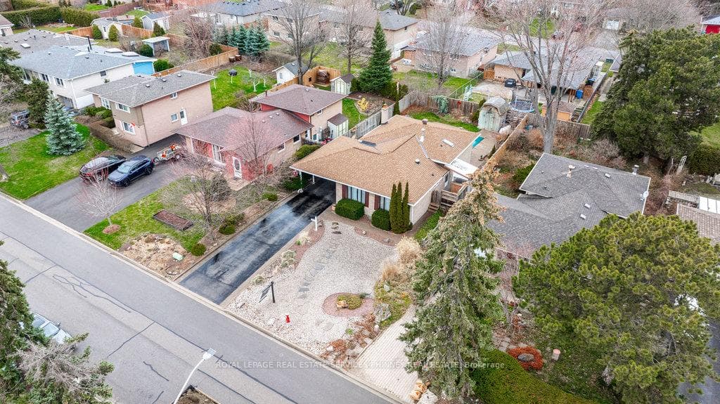 1037 Franconia Drive photo 35