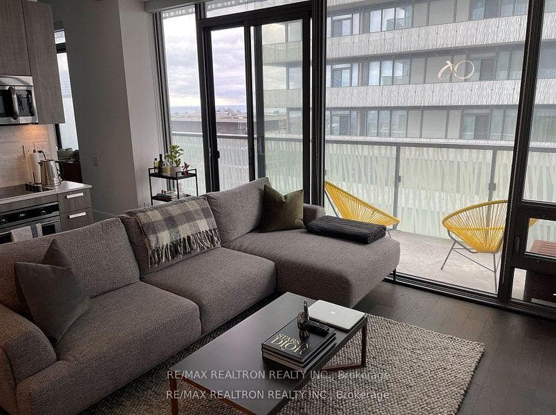50 Charles Street Unit 4904 photo 6