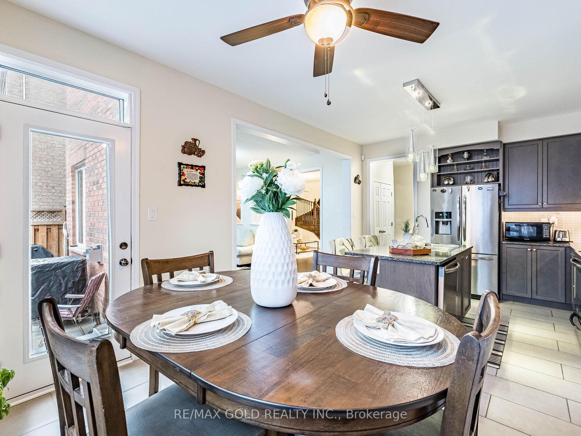 Breakfast Room