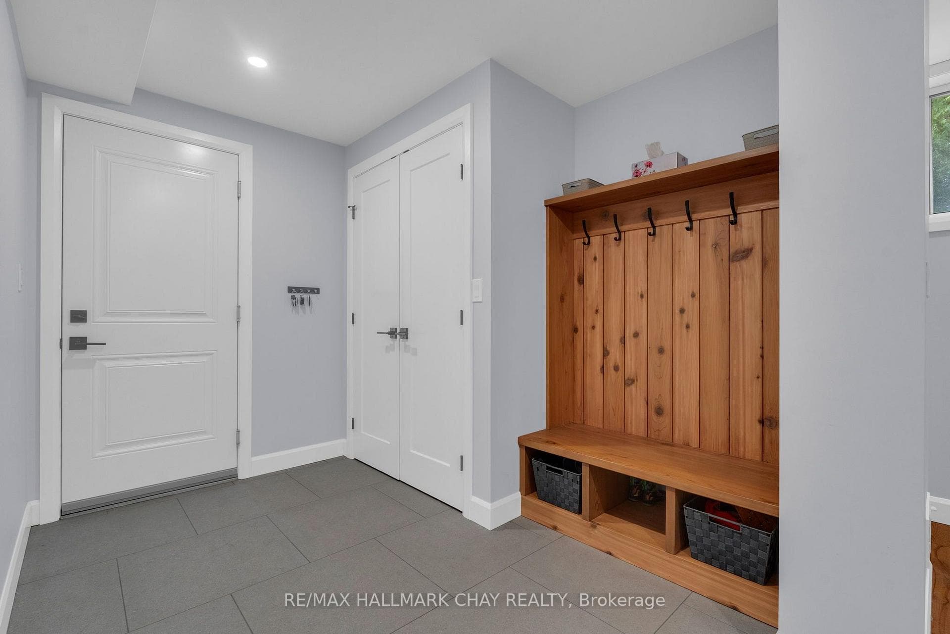 780 Marshall Road, Tiny