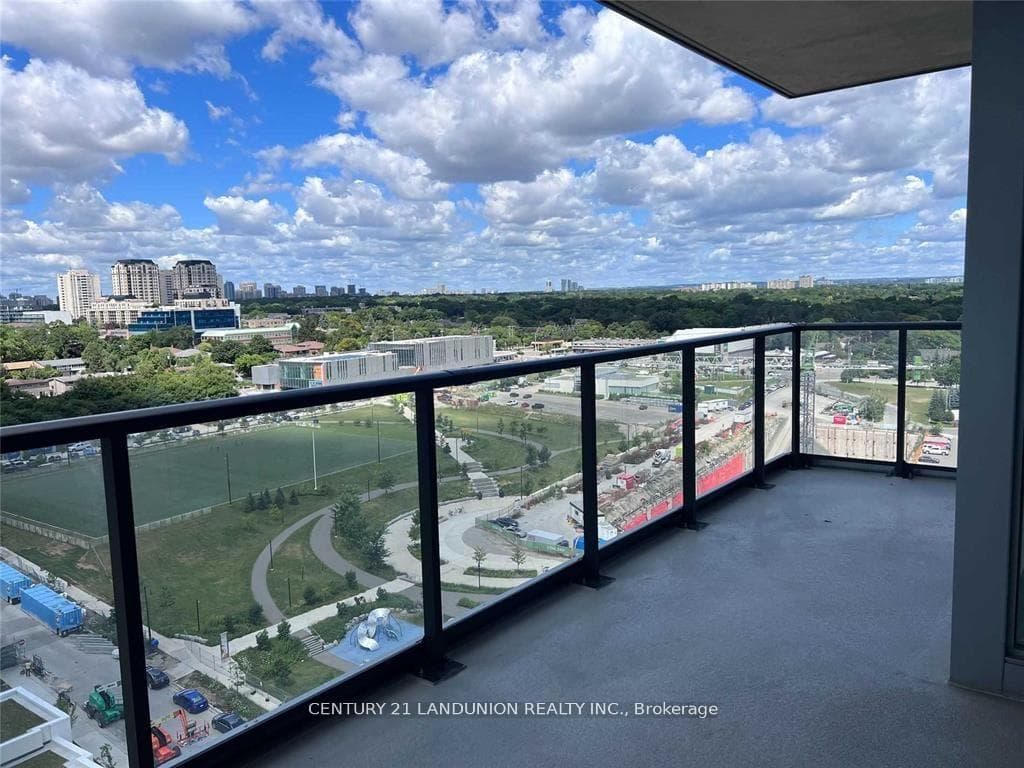 95 Mcmahon Drive Unit 1808 photo 17