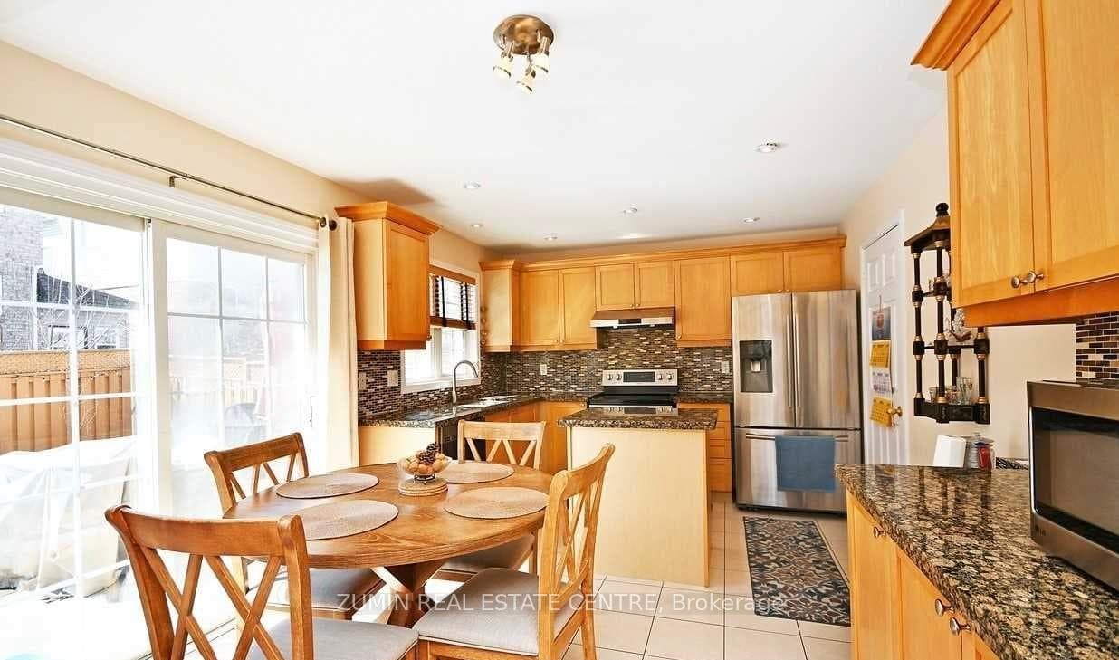 38 Clayborne Avenue Unit Upper Level photo 14