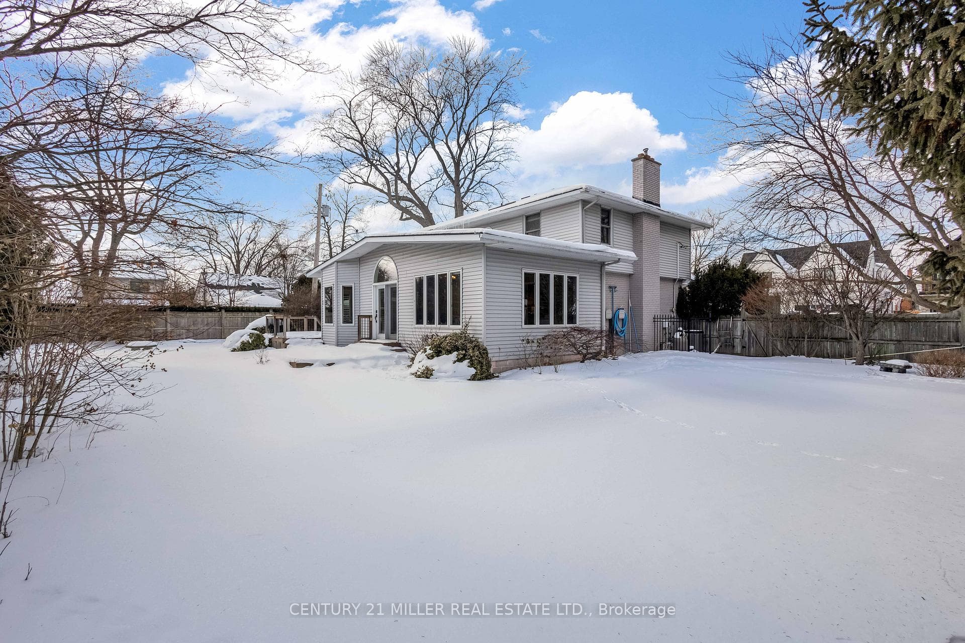 428 Hendrie Avenue photo 27