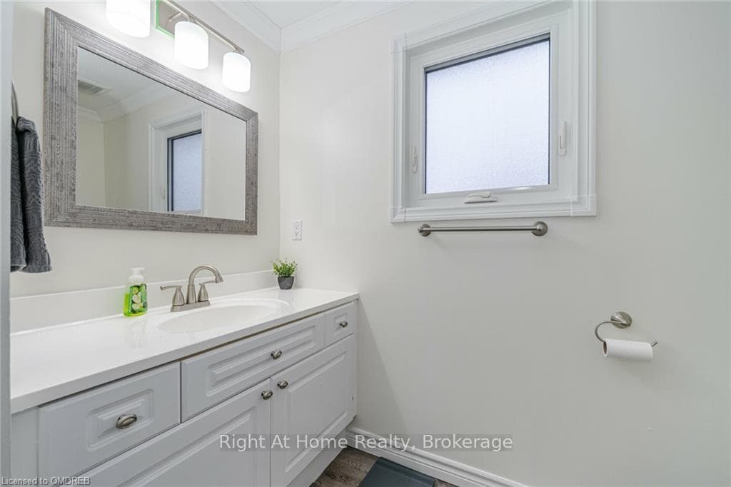 37 BISCAYNE Crescent photo 22