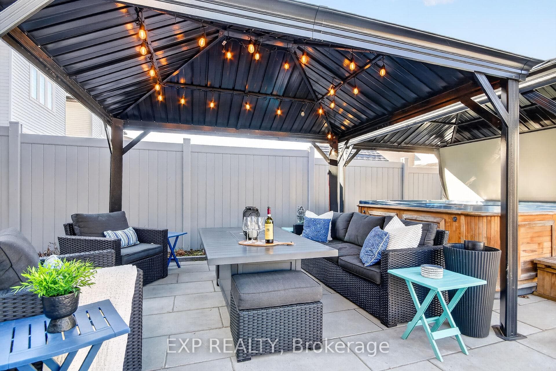 541 Dressage Avenue photo 47