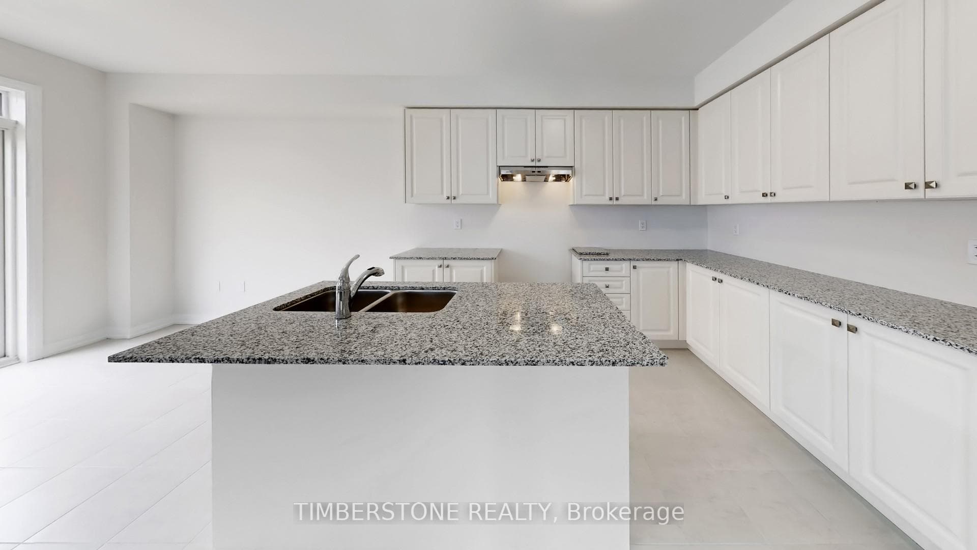 12 Aveena Road photo 11