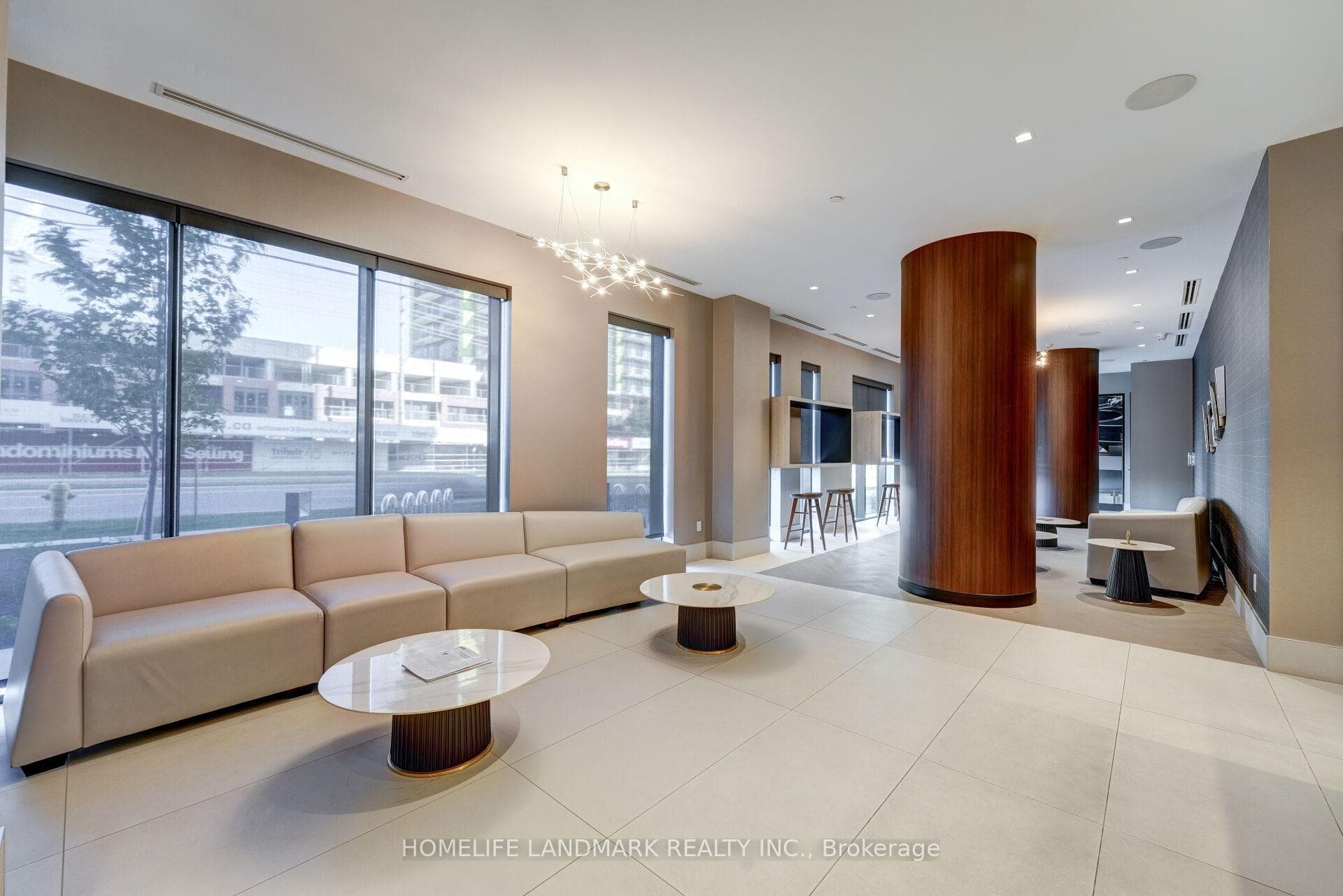 2550 Simcoe Street Unit 2011 photo 39