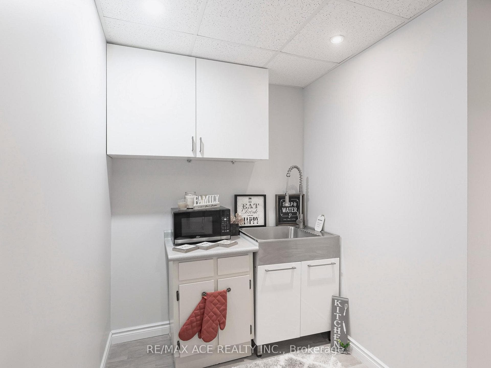 35 Stagemaster Crescent photo 41