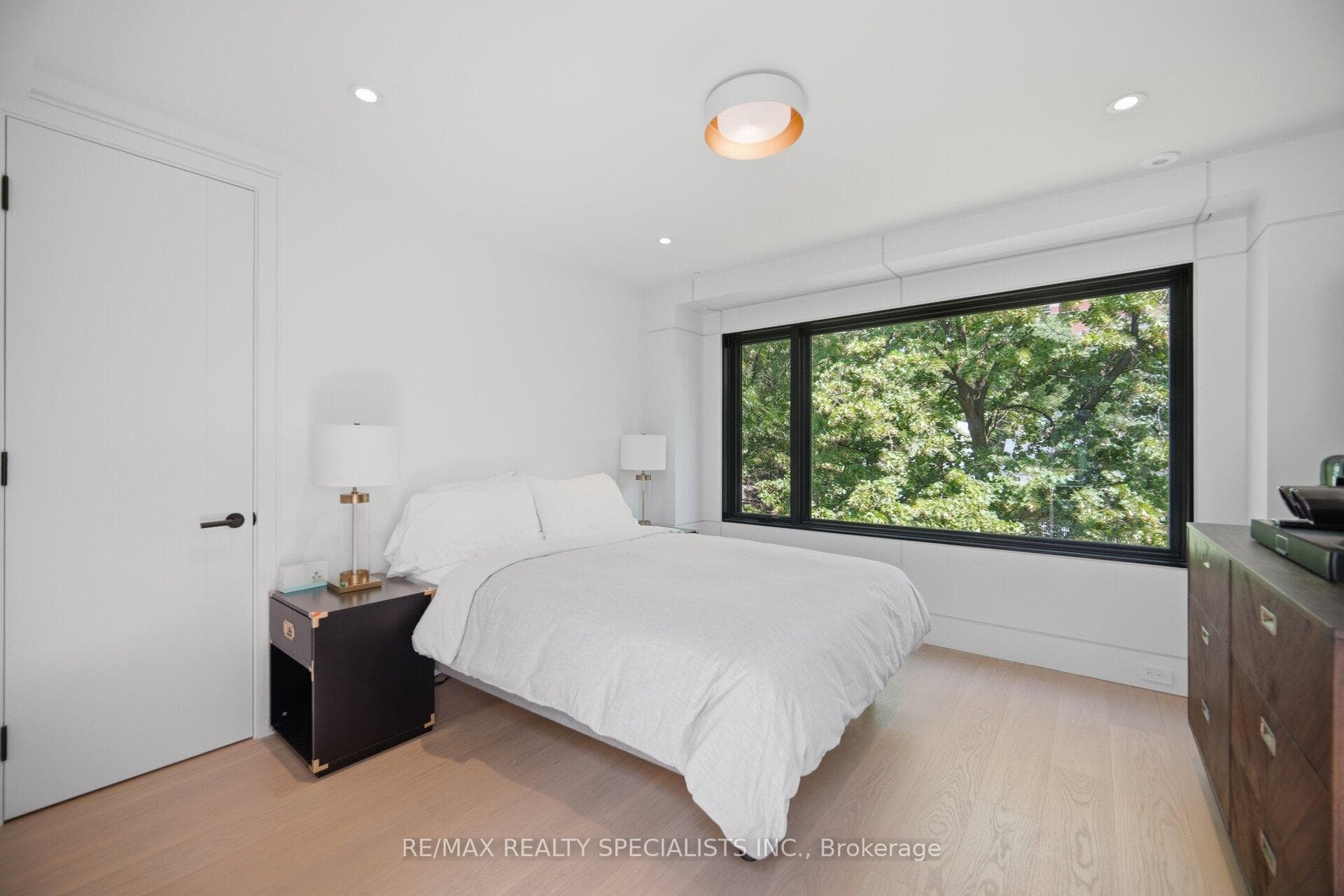 43 Summerhill Avenue photo 26