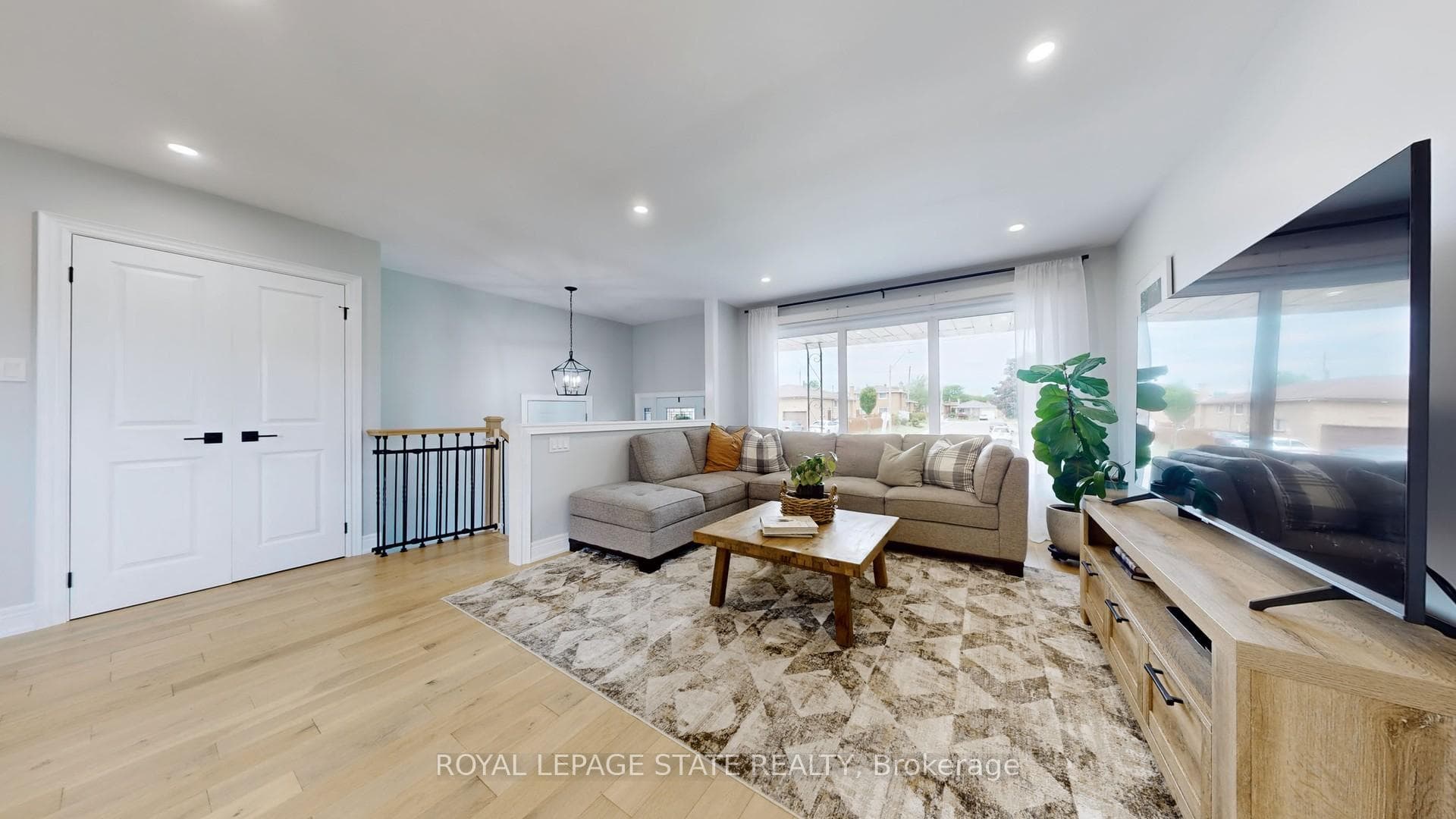 355 Berkindale Drive photo 8