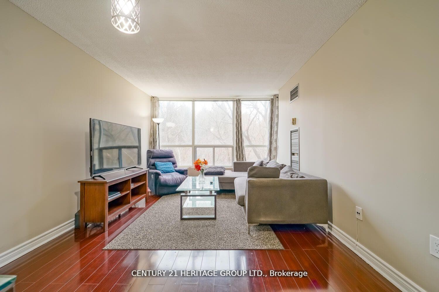 3050 Ellesmere Road Unit 311 photo 10