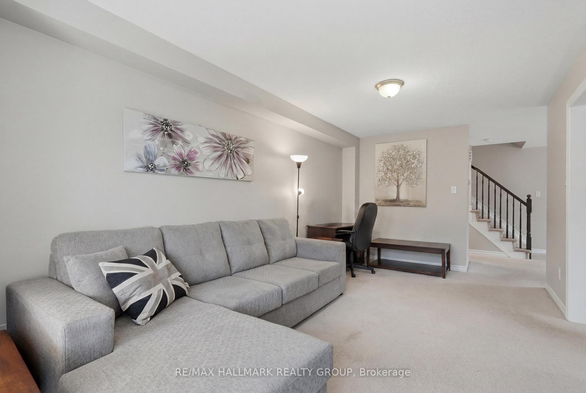 588 Foxlight Circle photo 17