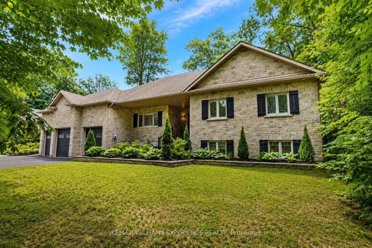 41 Heron Boulevard photo 2