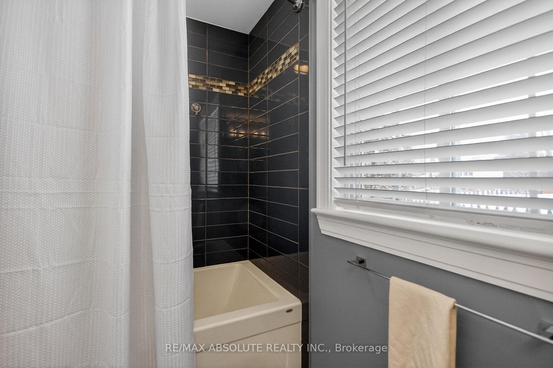 6560 Michelangelo Court photo 44