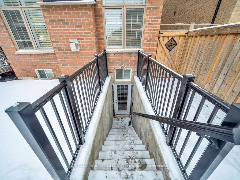 83 Longevity Road photo 47