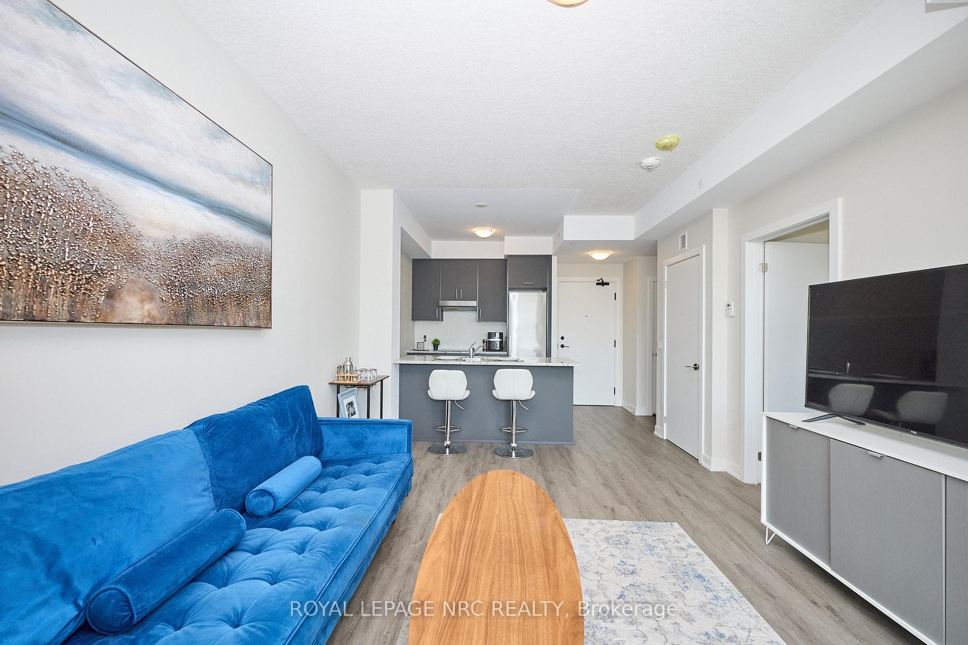 600 North Service Road Unit 221 photo 21