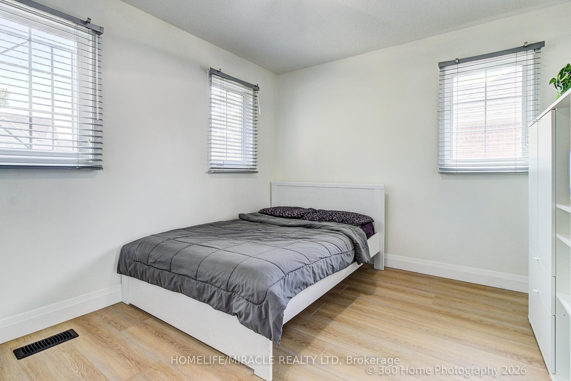 2 Hedge End Road Unit 85 photo 18