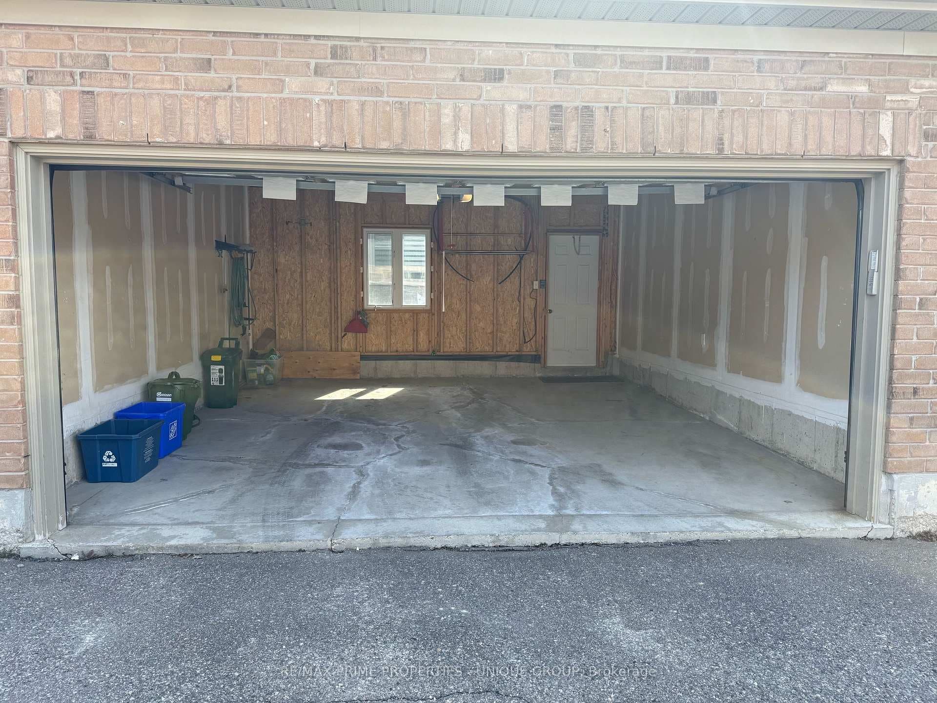 2398 Bur Oak Avenue photo 20