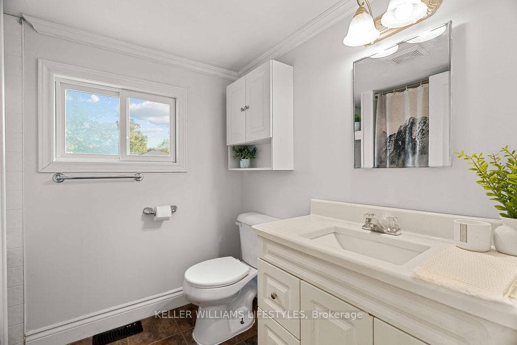 22828 Hagerty Road photo 13