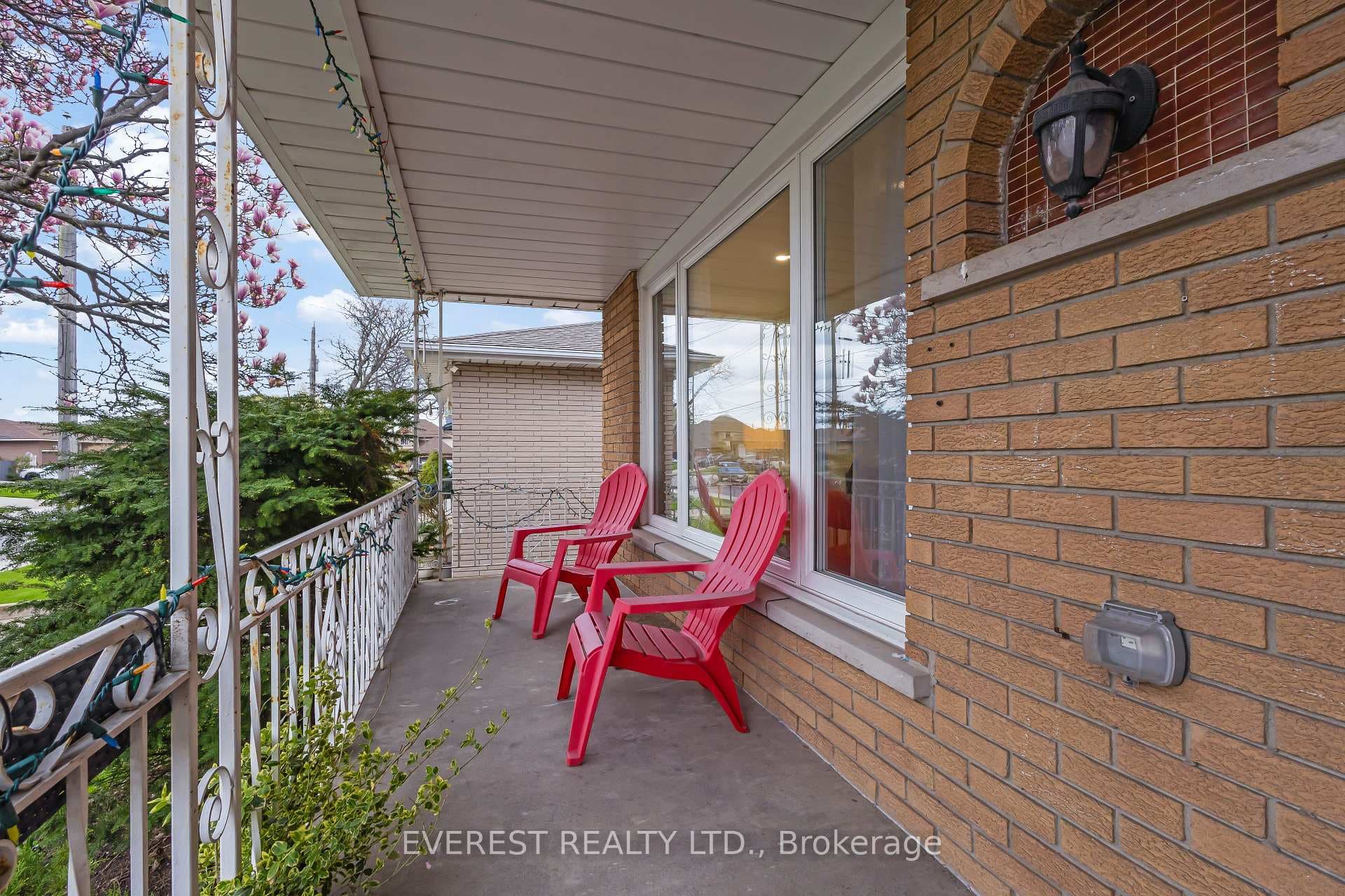 27 Lavina Crescent photo 9