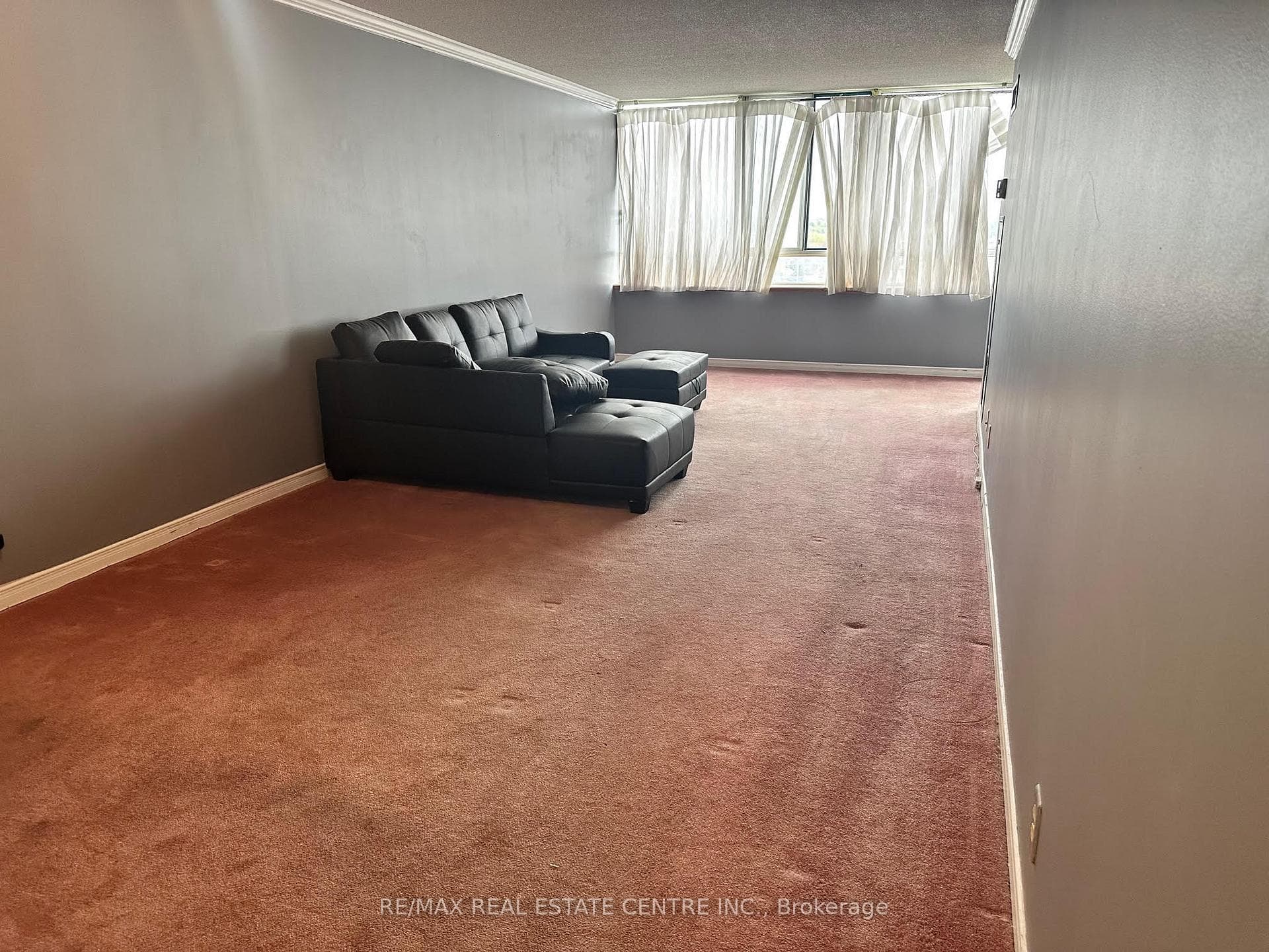 1665 Pickering Parkway Unit PH812 photo 2