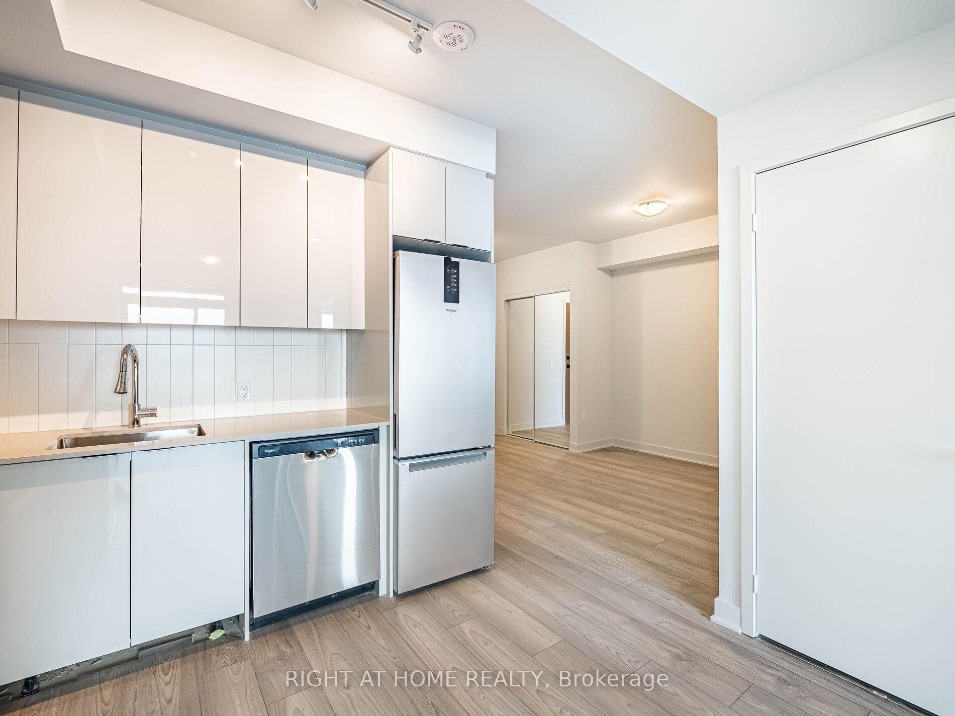 2920 highway 7 Road Unit 3003 photo 26