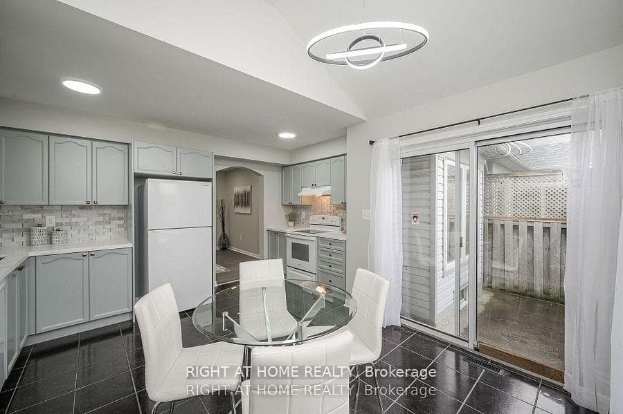 1724 Samuelson Circle photo 15