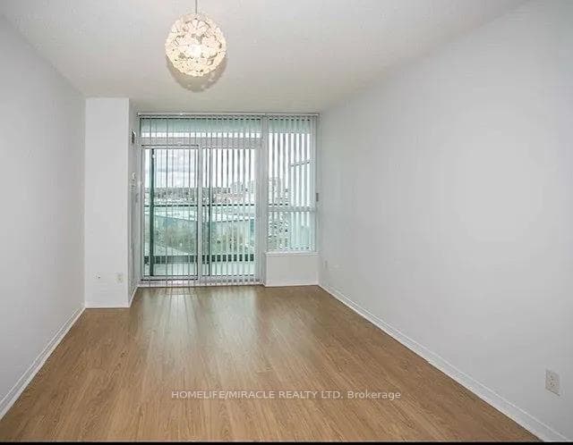 4900 Glen Erin Drive Unit 901 photo 4