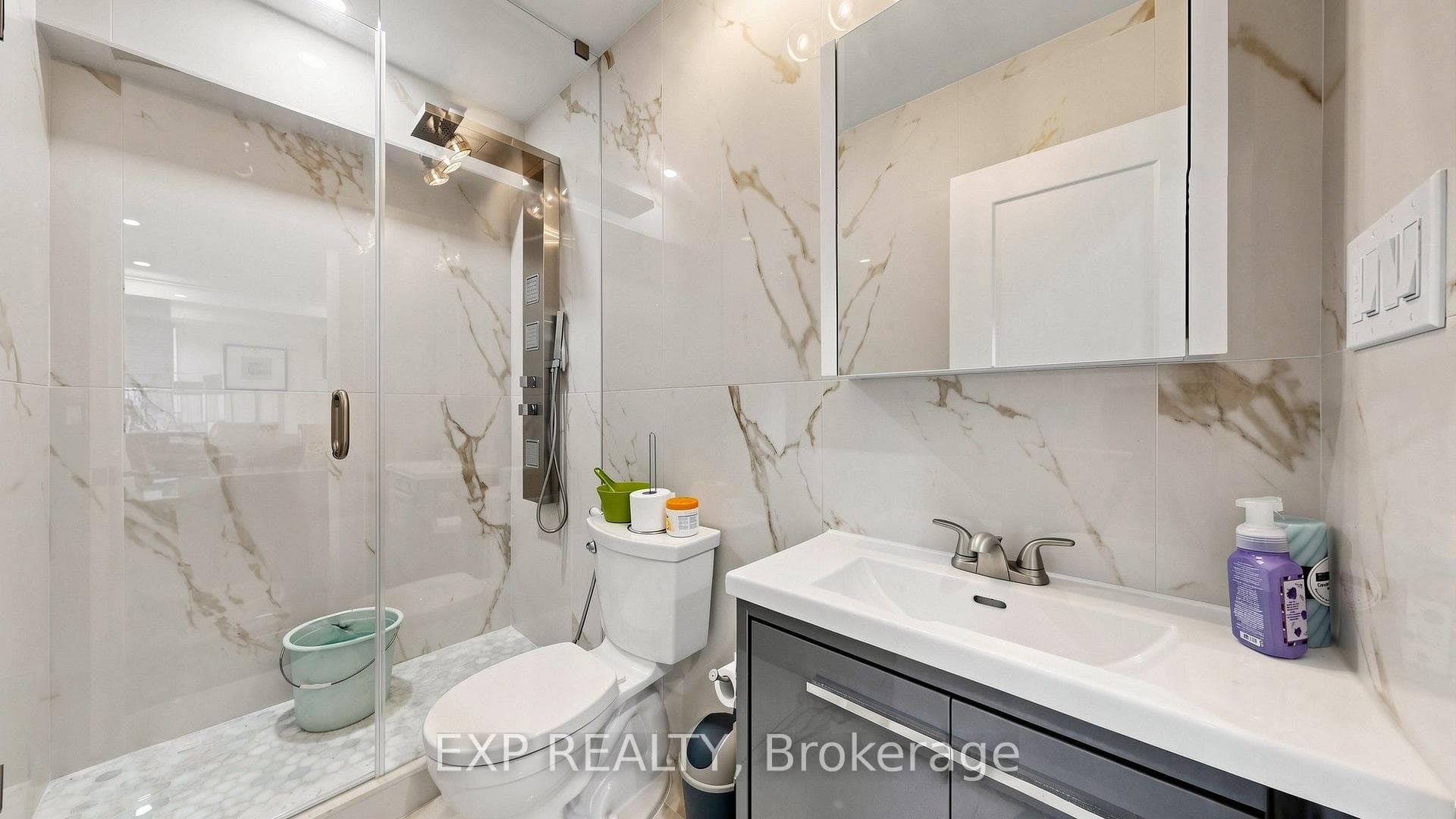 44 Tower Drive photo 20