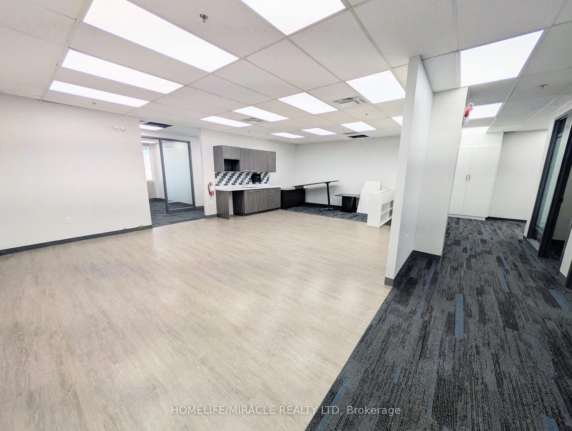 6660 Kennedy Road Unit 207 photo 6