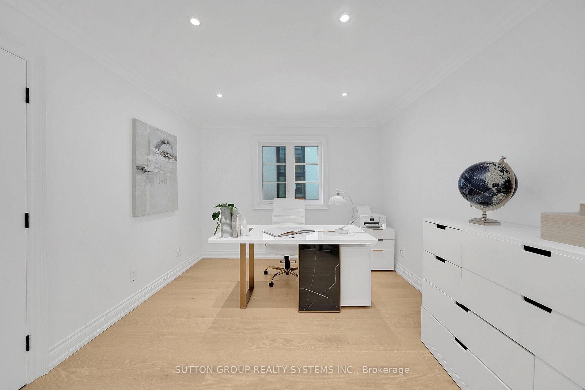 Bedroom/Office