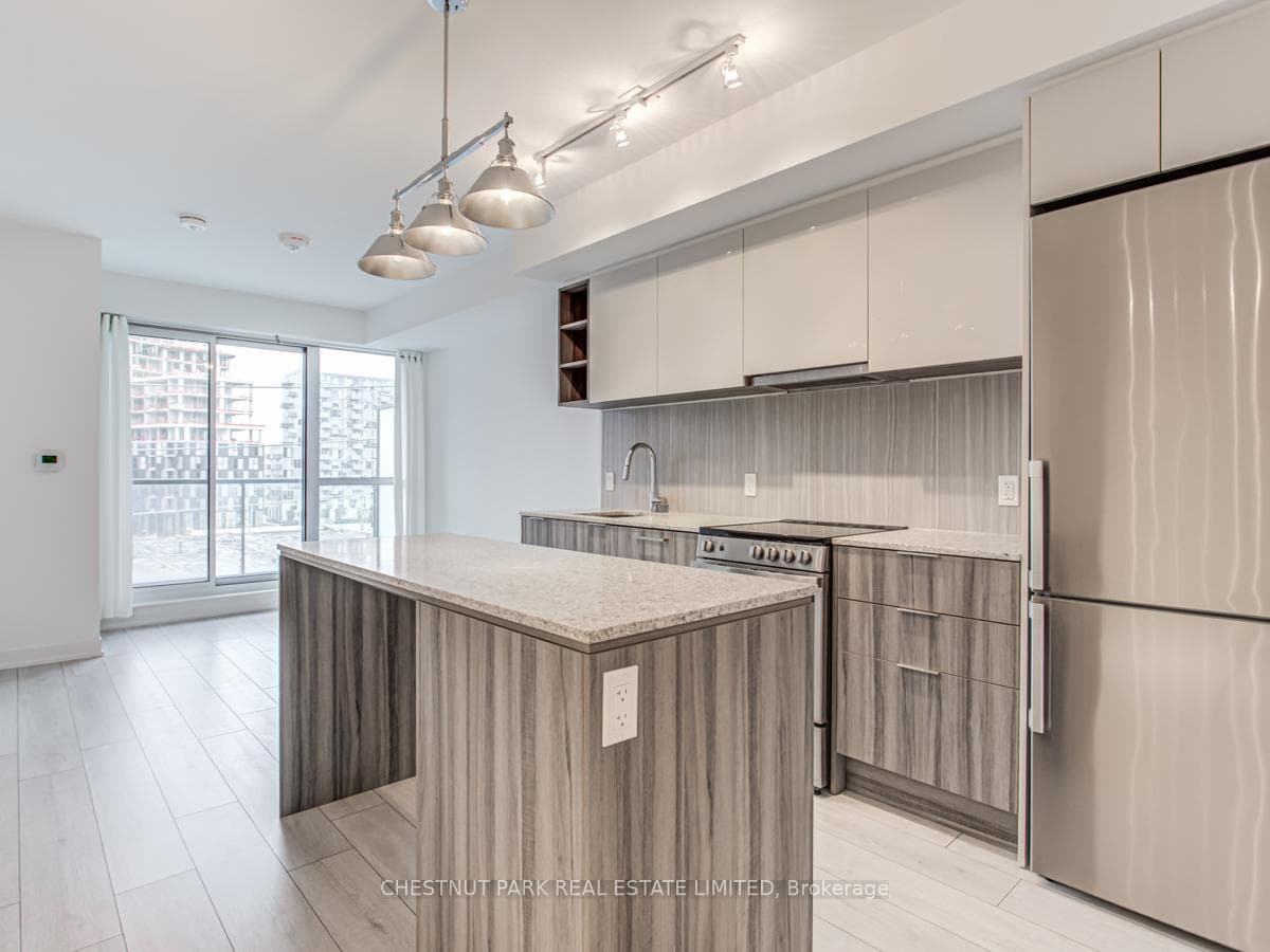 31 Tippett Road Unit 553 photo 6