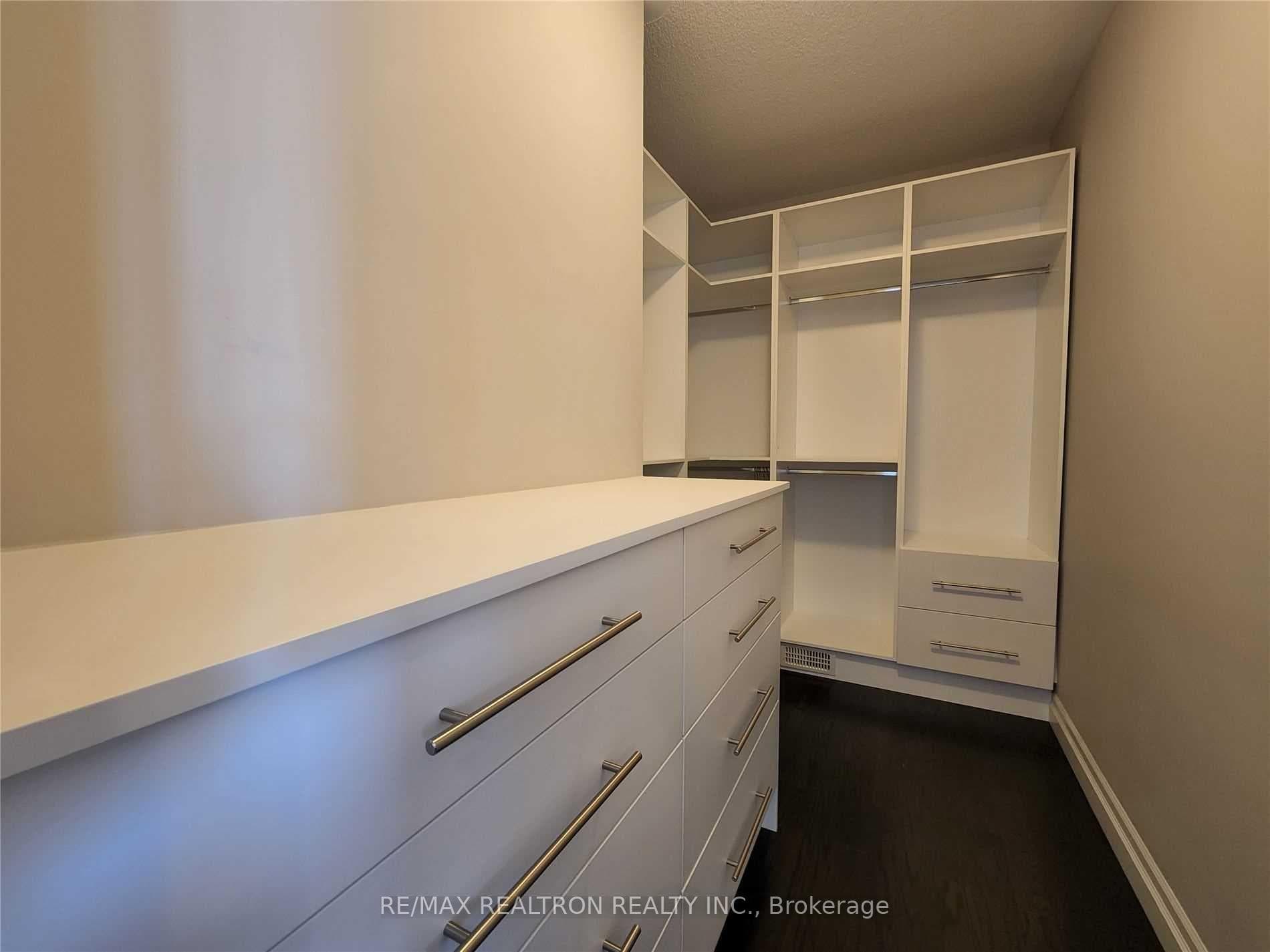 223 Thomas Phillips Drive photo 16