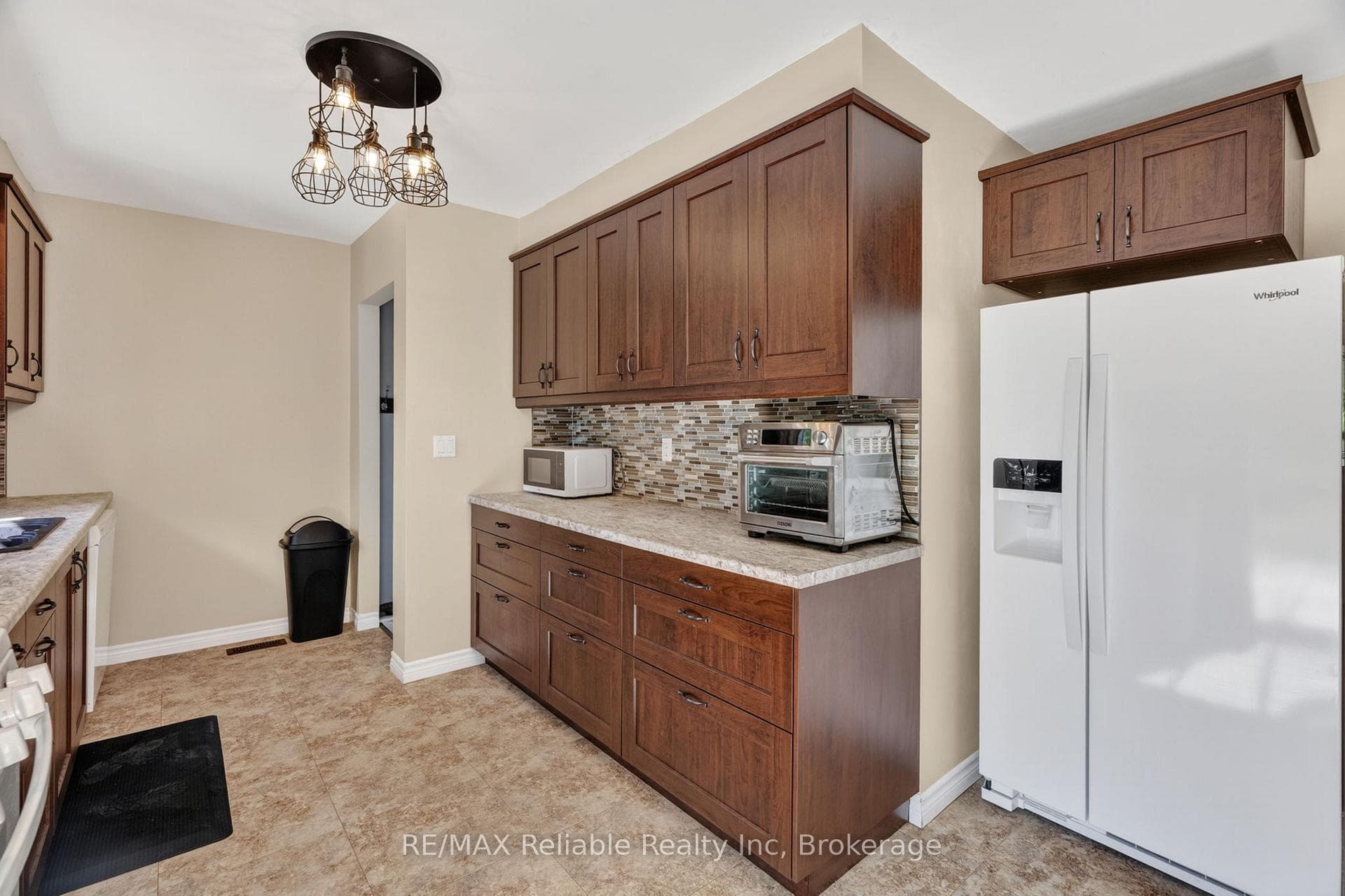 182 Jarvis Street photo 10