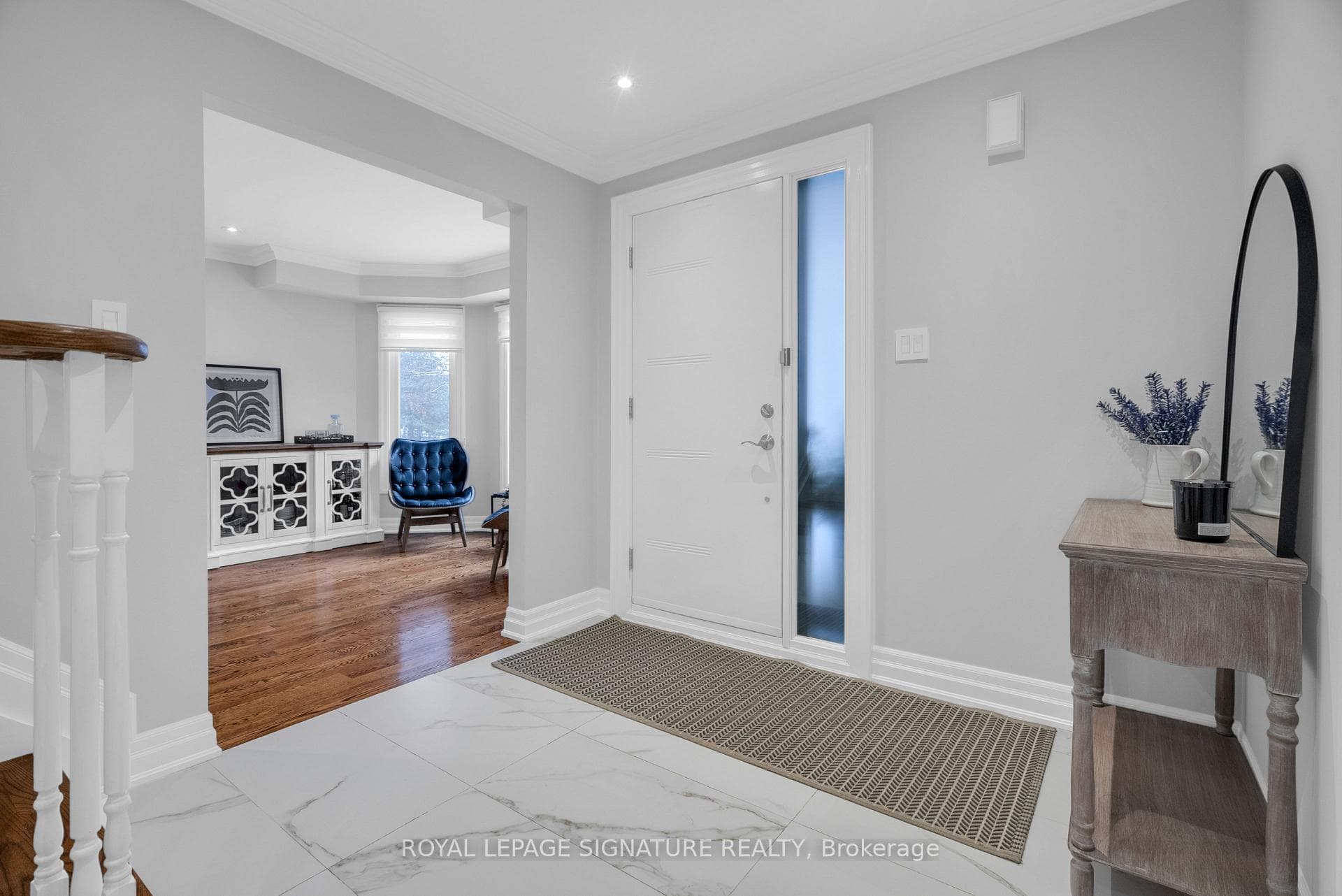 70 Wyndfield Crescent photo 2