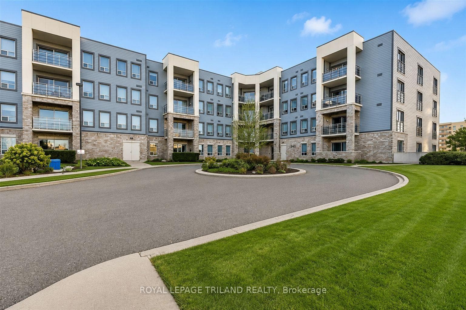 340 Sugarcreek Rear entrance