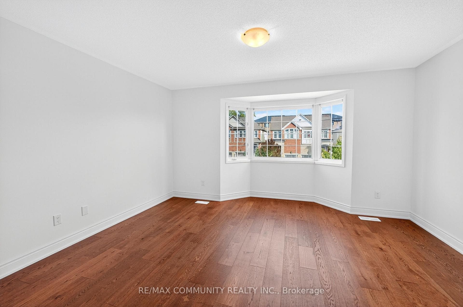 775 Mccue Drive photo 30