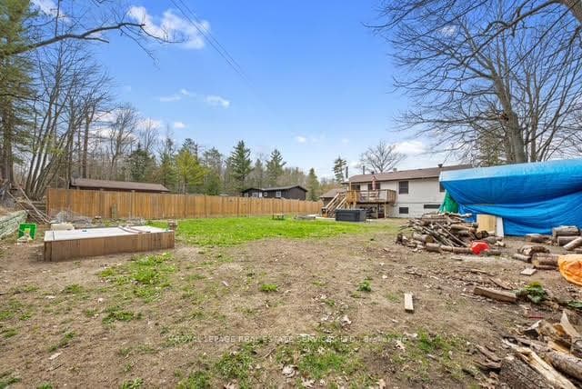 93 Ronald Avenue photo 29