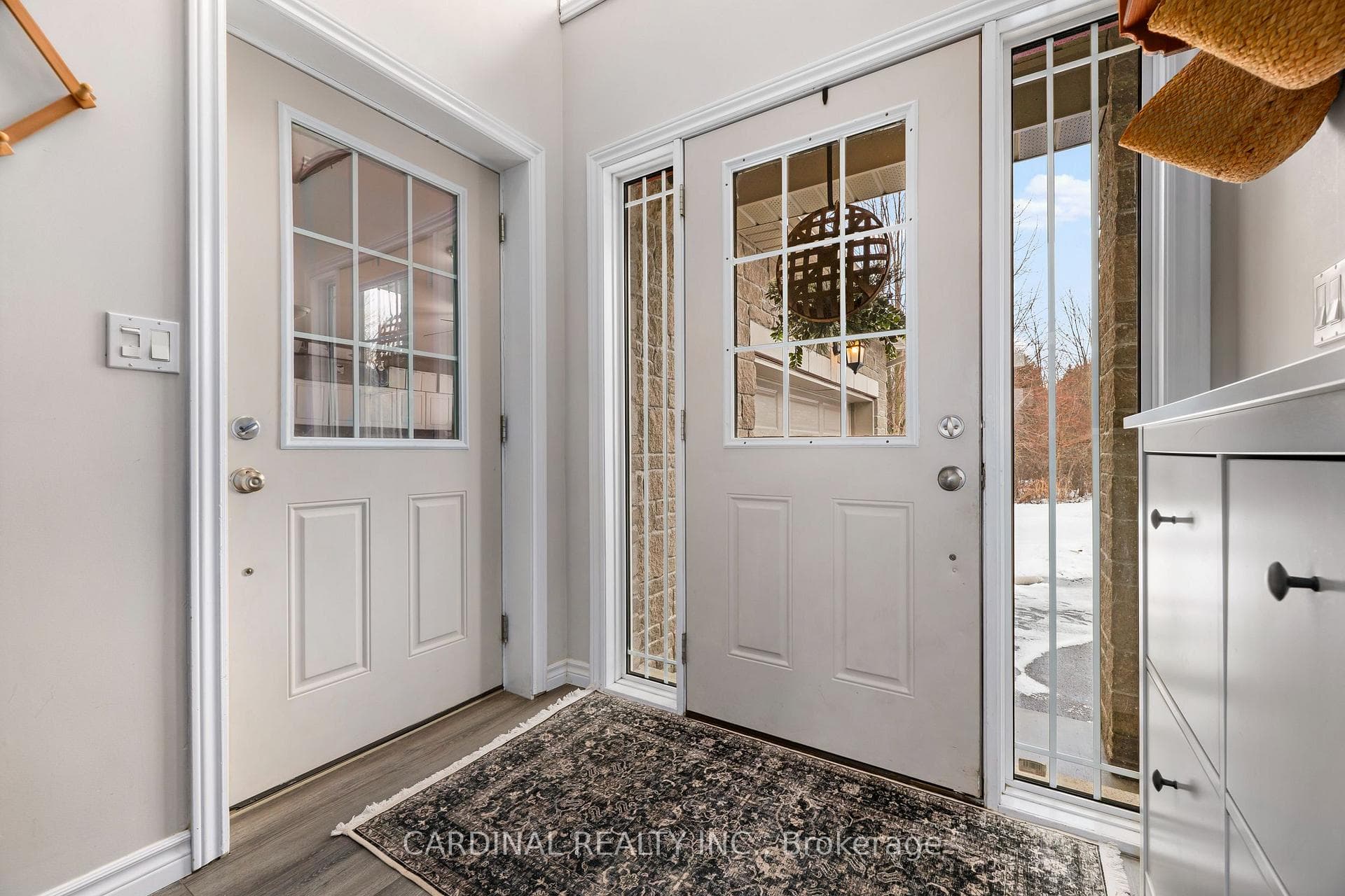241 Archer Road photo 16