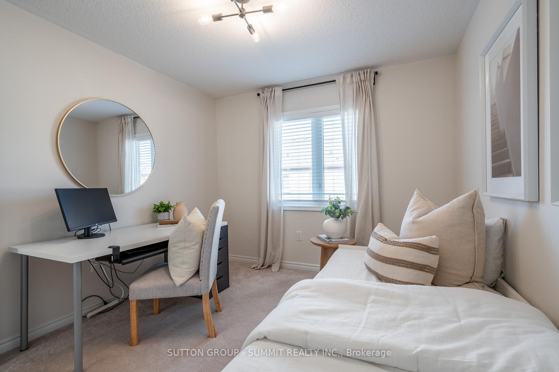 70 Reichert Court photo 25