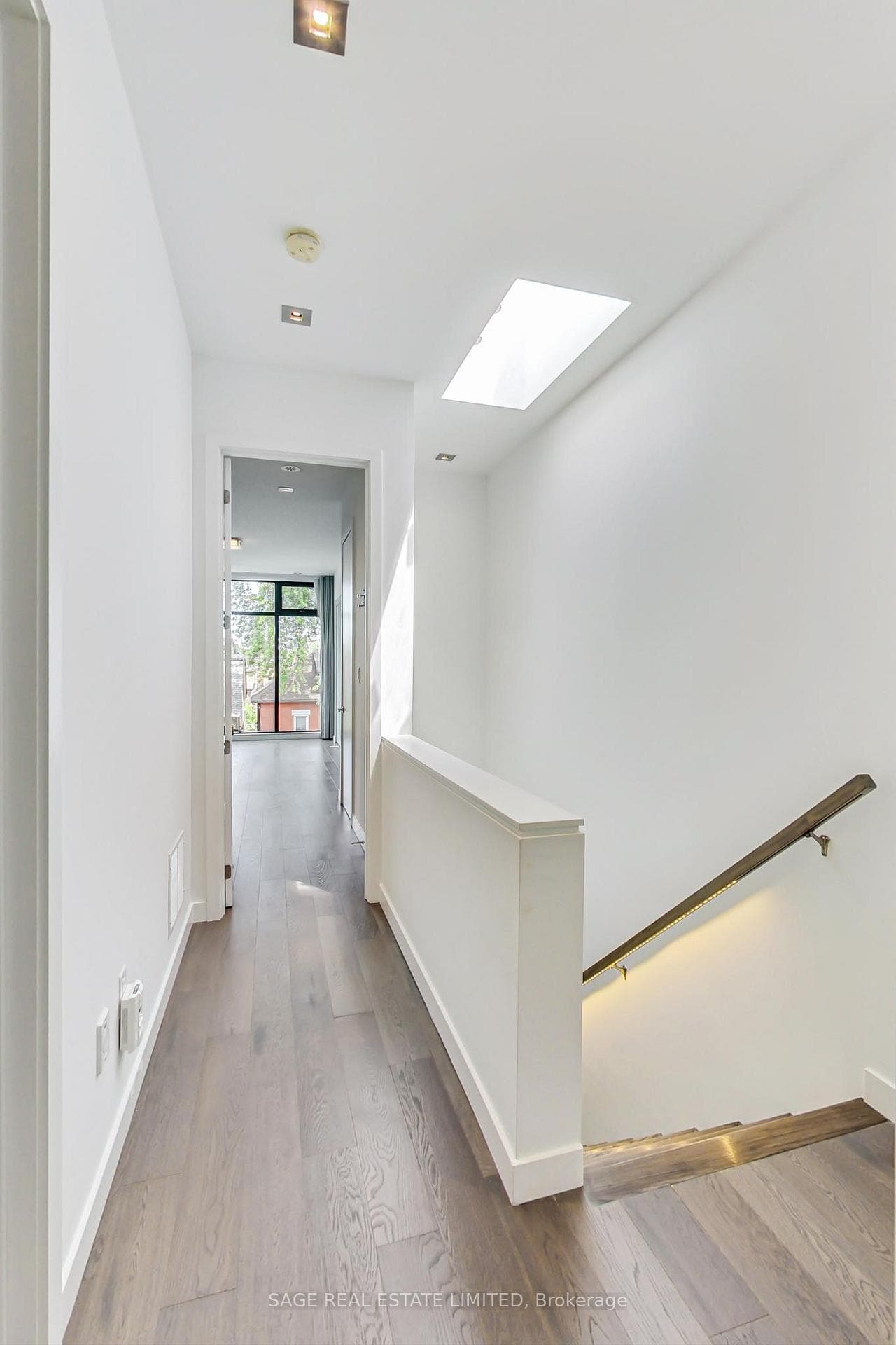 478 Shaw Street photo 18